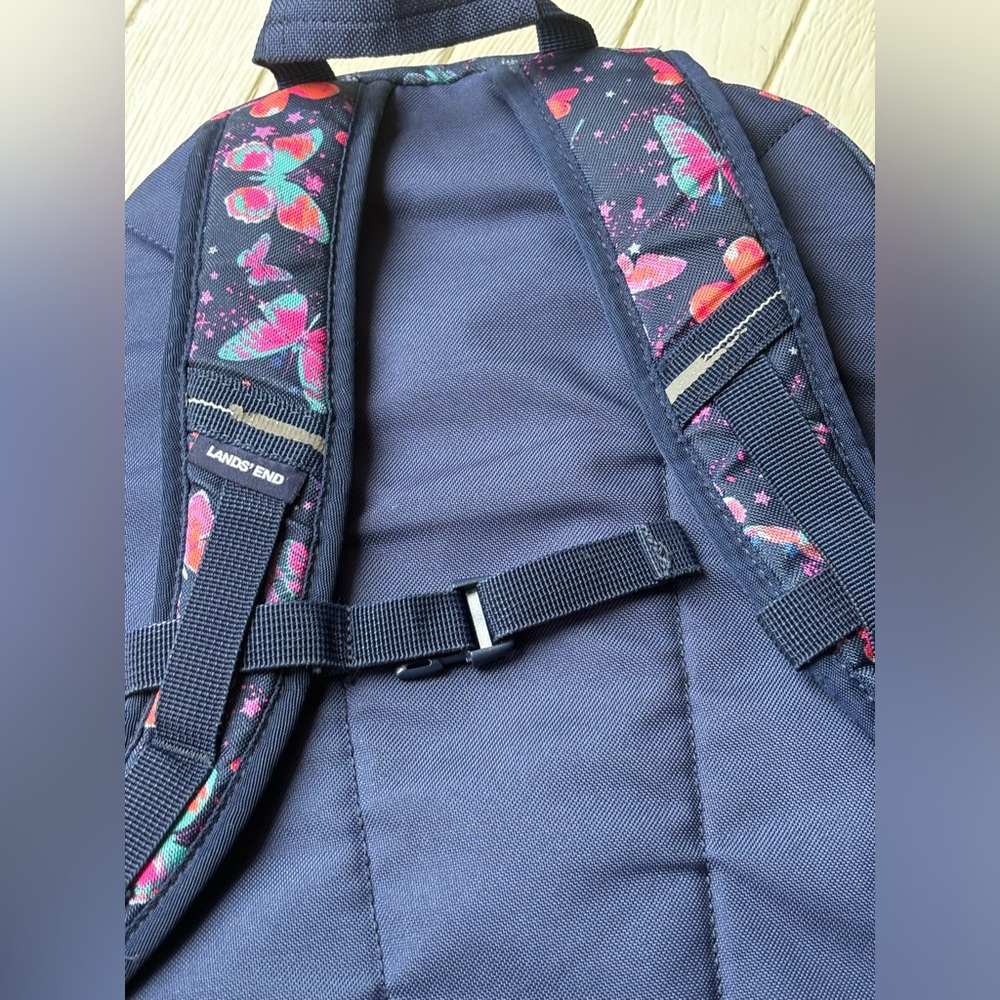 Lands’ End Butterfly Backpack Dark Blue - Picture 4 of 13